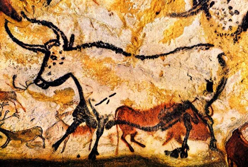 Bull-Cave-art-Lascaux-Montignac-and-Dordogne