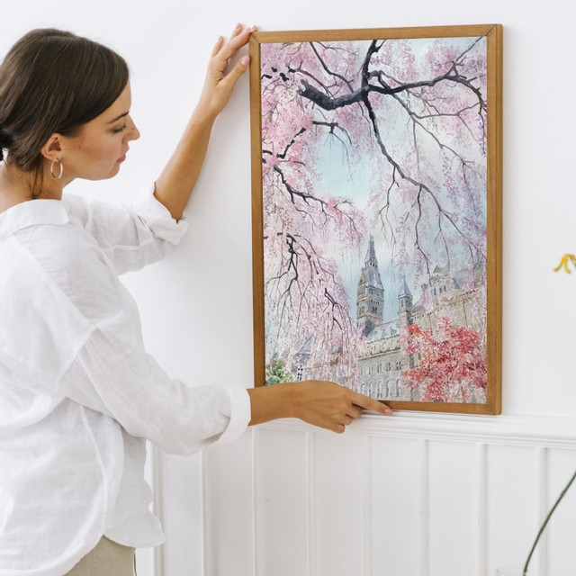 georgetown-hanging-painting-woman-paintru